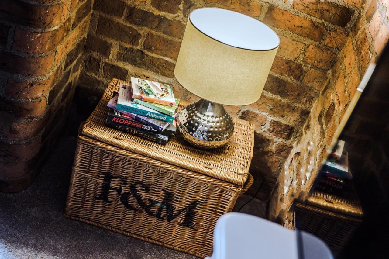Host & Stay - Henry'S Hideaway Liverpool Exteriör bild